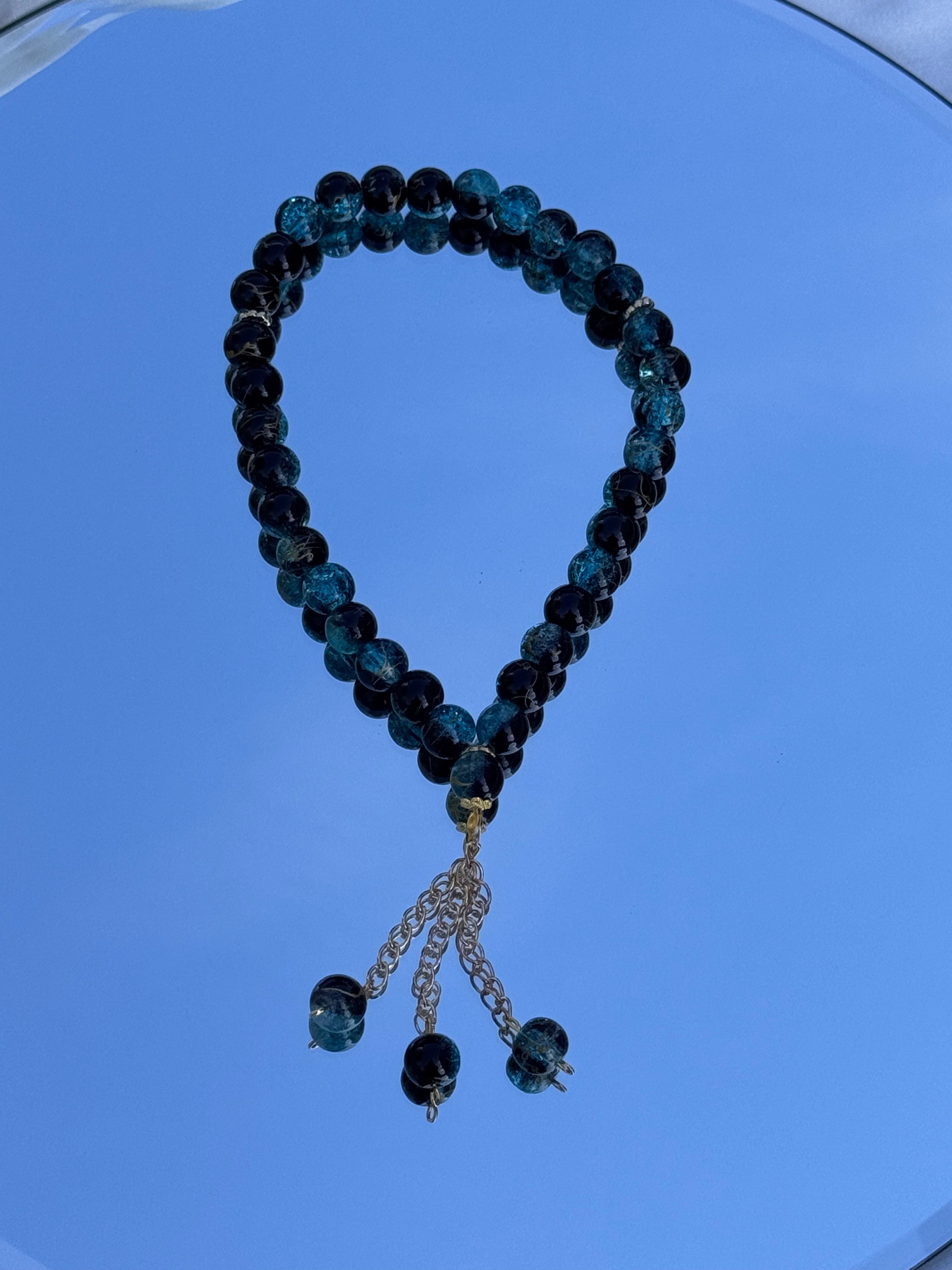 Noor Tesbih in blau-schwarz mit Golddetails