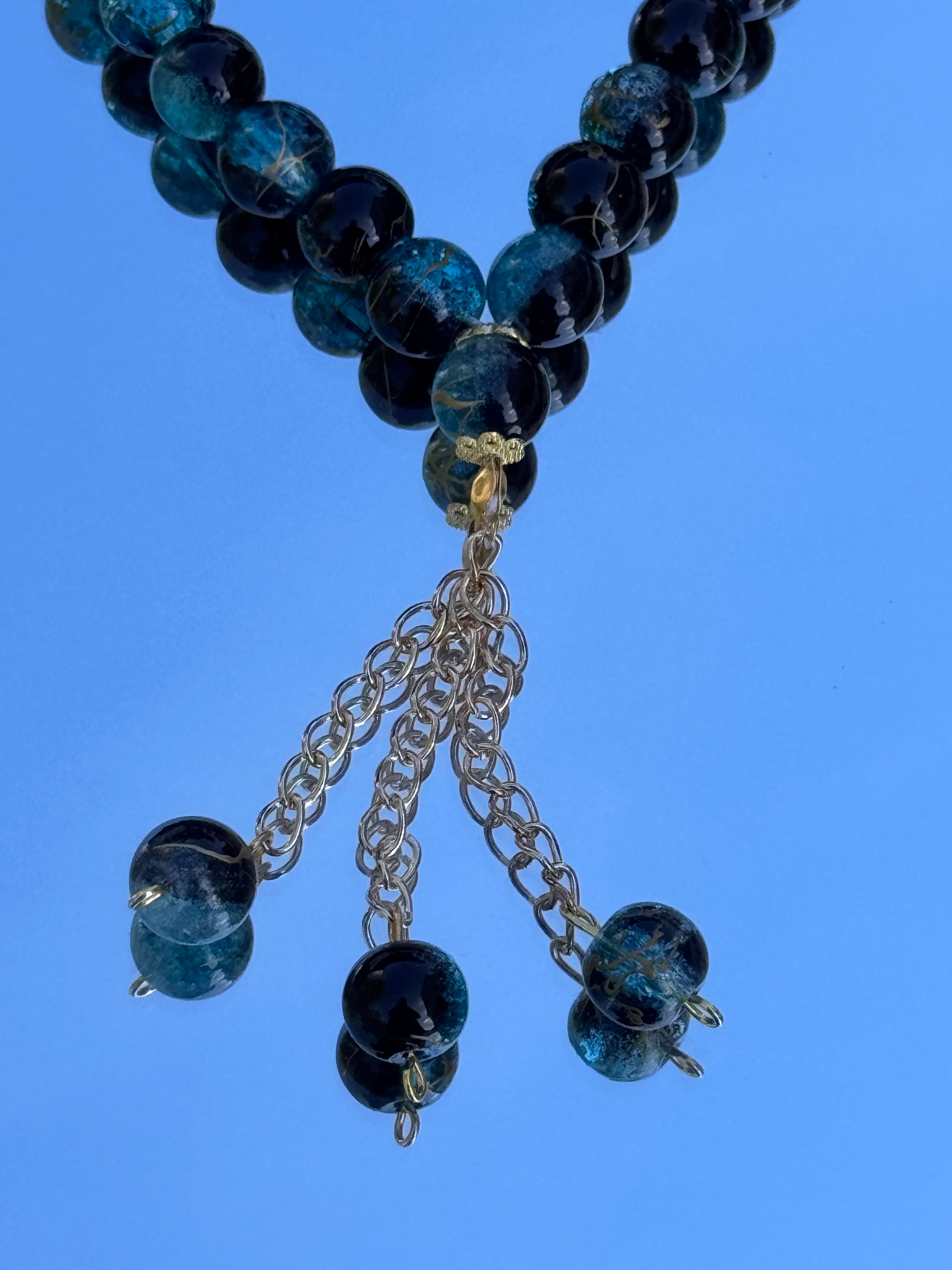 Noor Tesbih in blau-schwarz mit Golddetails